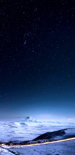 星空和雪山