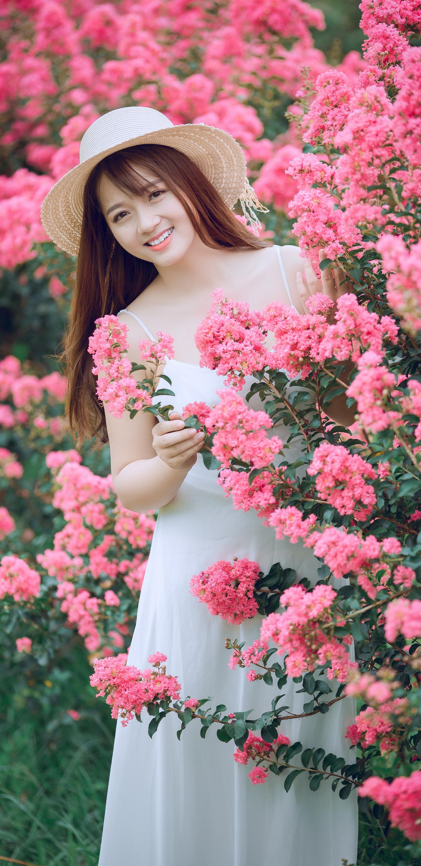 微胖的少妇美女