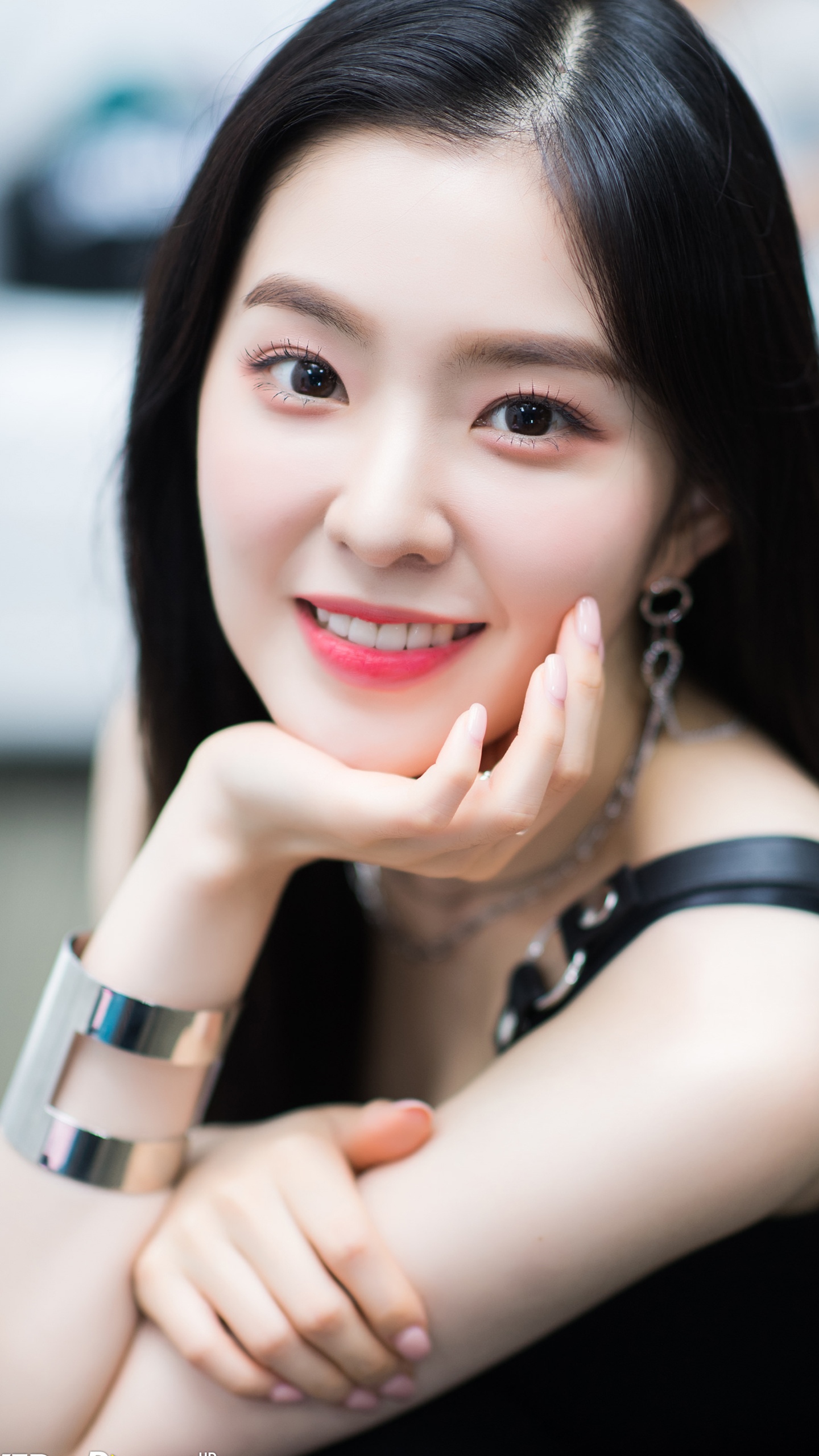 韩国歌手翡珠泫