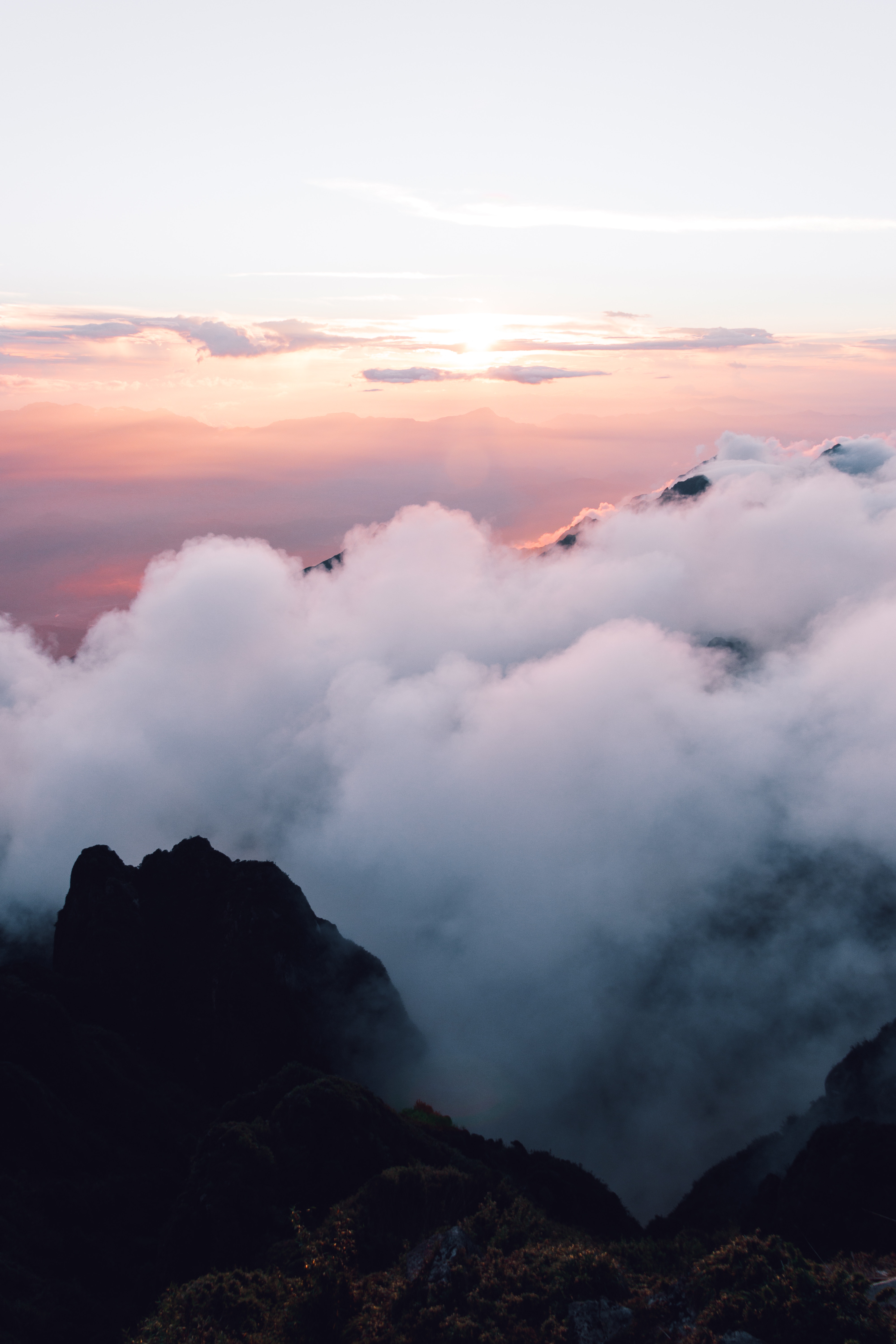 站在山顶