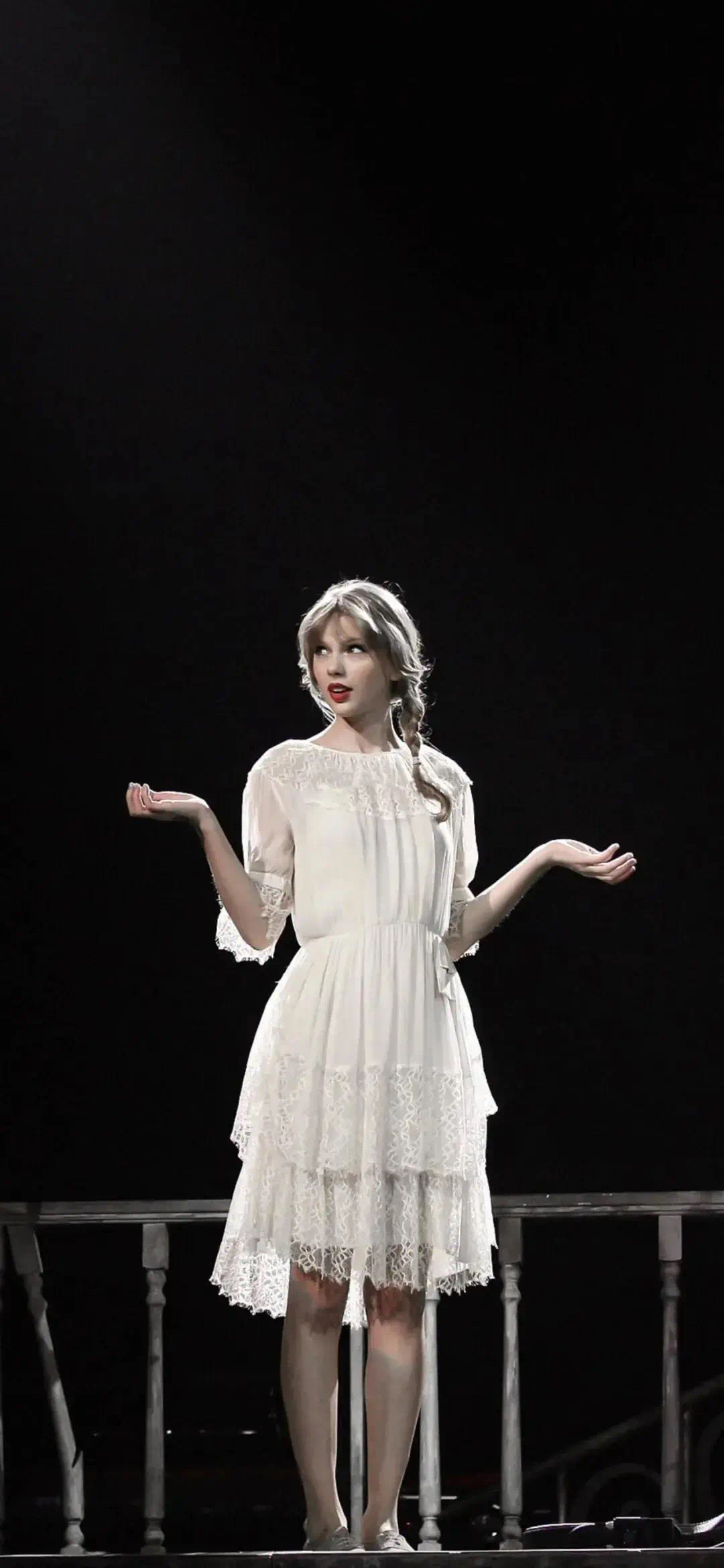 黑色背景。苹果OLED显示效果完美