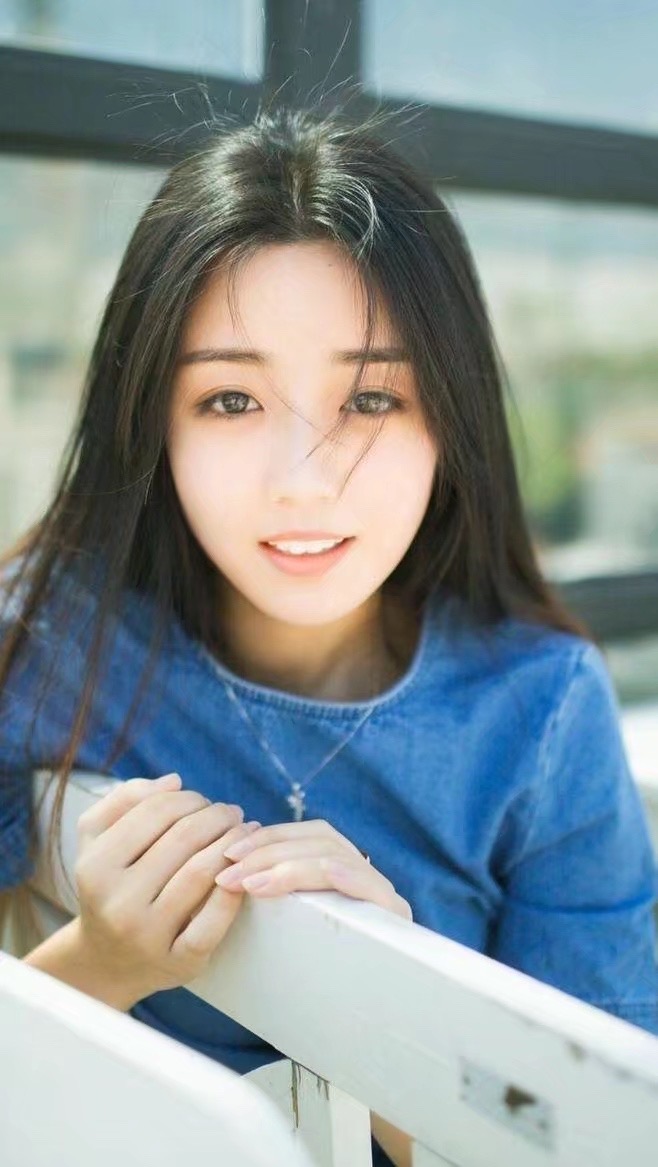 美女