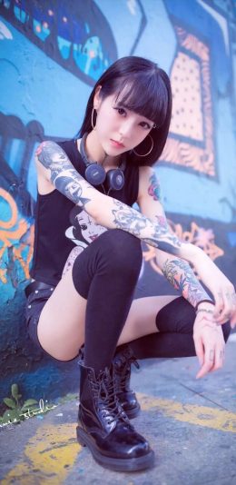 波多野结_三高清手机壁纸
