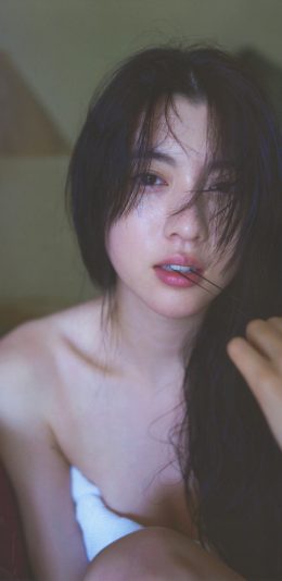 三吉彩花