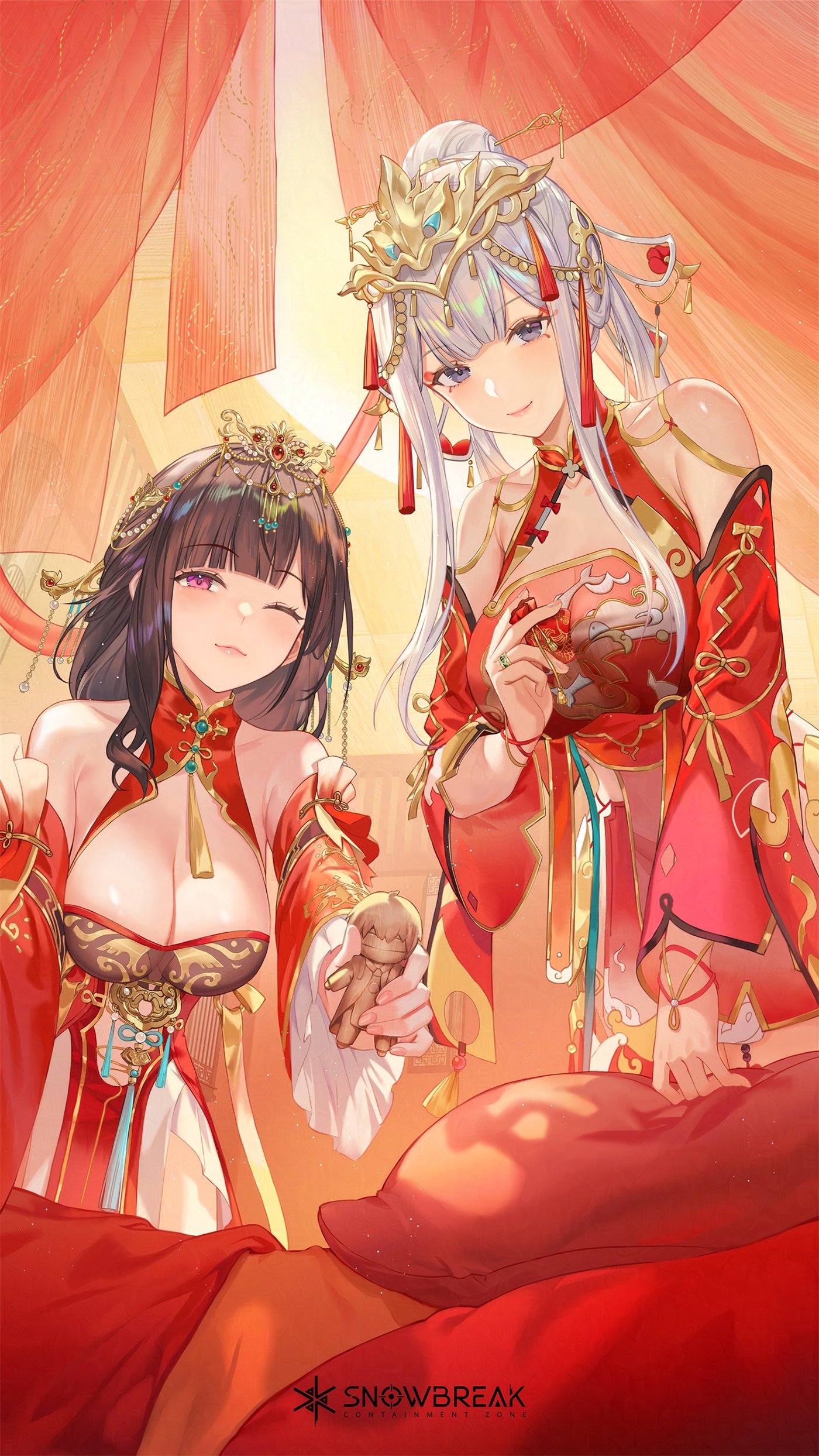 大胸部｜劈裂｜红色的