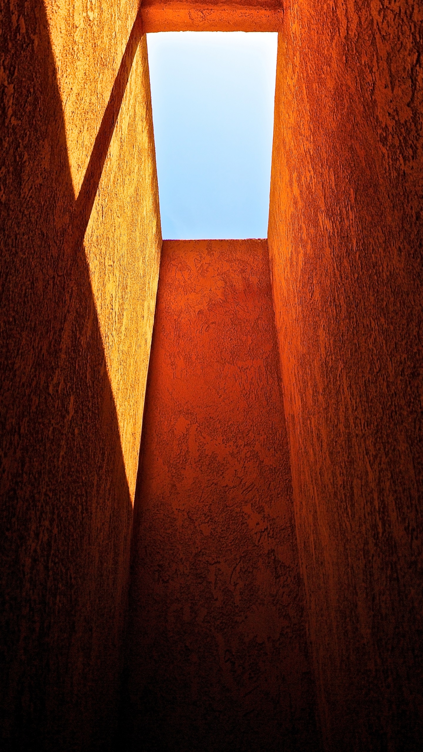 天空｜洞｜纵向显示