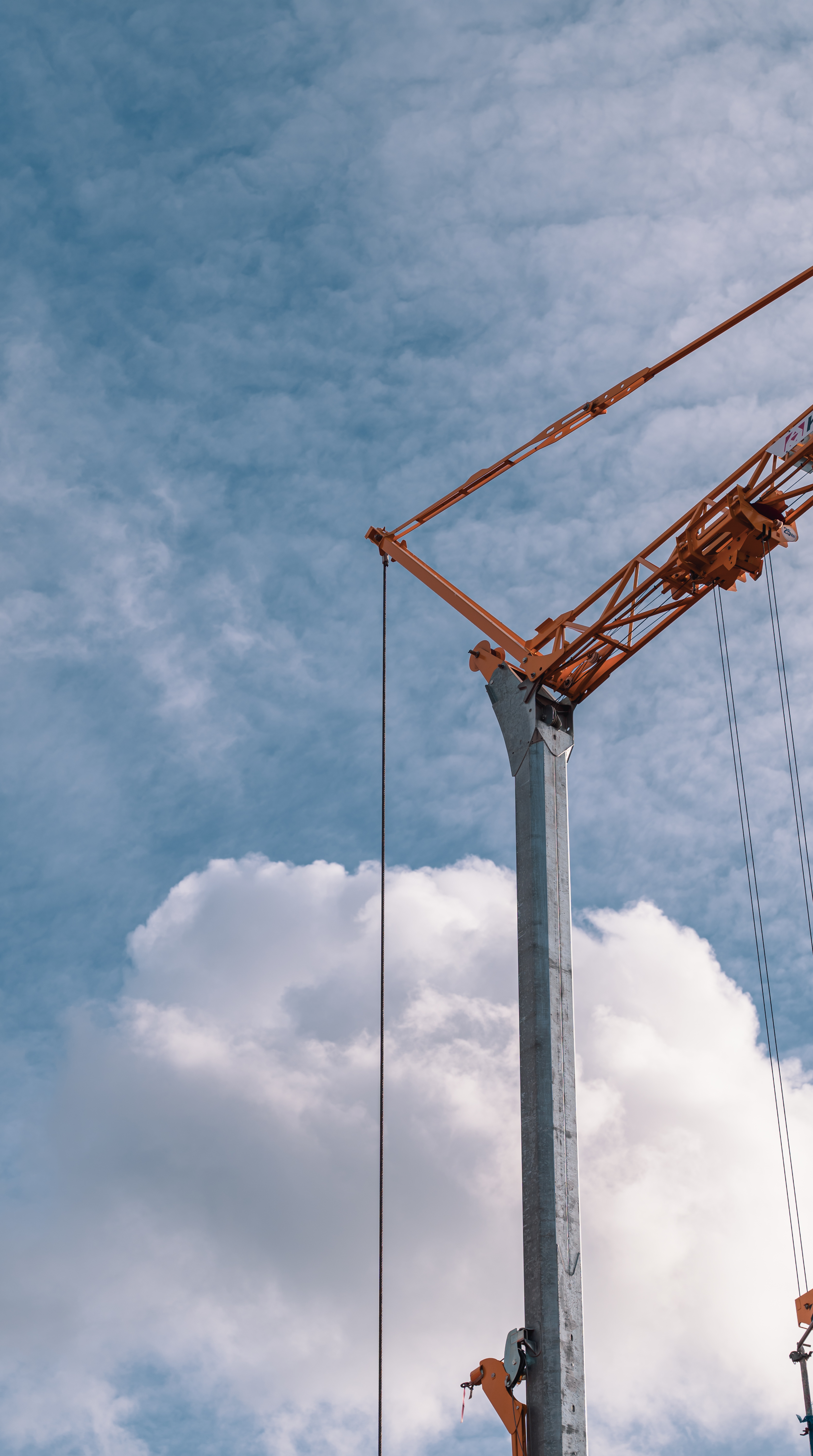 云｜起重机机｜纵向显示