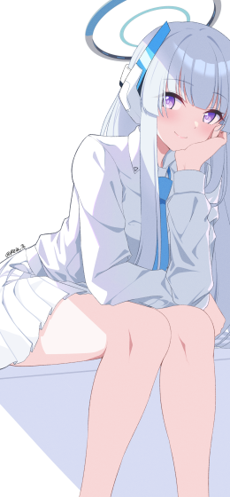 微笑着｜动漫女孩｜蓝色档案