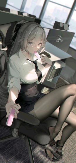 办公室女郎｜棕褐色袜子｜动漫女孩