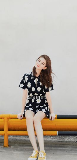 [2436x1125]乔欣 演员 明星 艺人 苹果手机美女壁纸图片