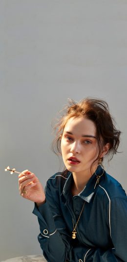 [2436x1125]欧美 模特 写真 妆容 苹果手机美女壁纸图片