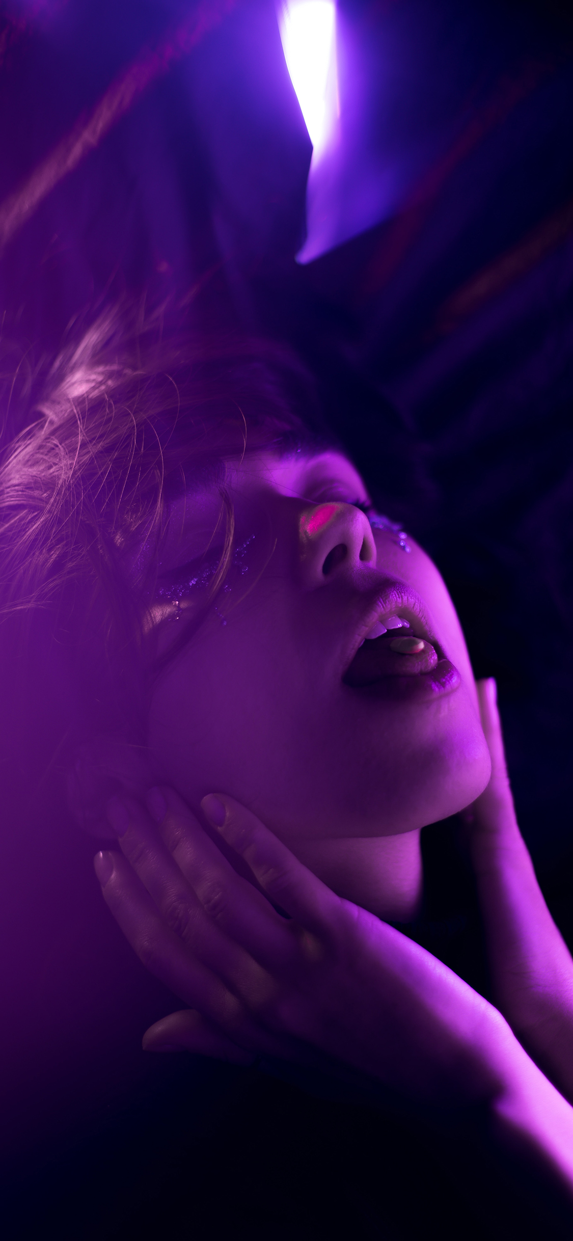 [2436×1125]欧美美女 写真 性感 苹果手机美女壁纸图片