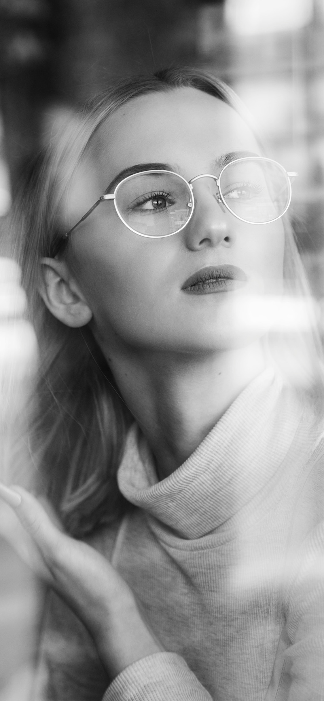 [2436×1125]欧美美女 写真 黑白 气质 苹果手机美女壁纸图片