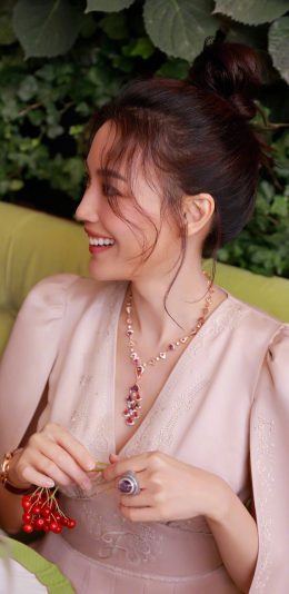 [2436x1125]舒淇 演员 明星 艺人 侧颜 苹果手机美女壁纸图片