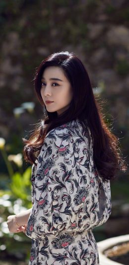[2436x1125]范冰冰 范爷 演员 明星 艺人 苹果手机美女壁纸图片