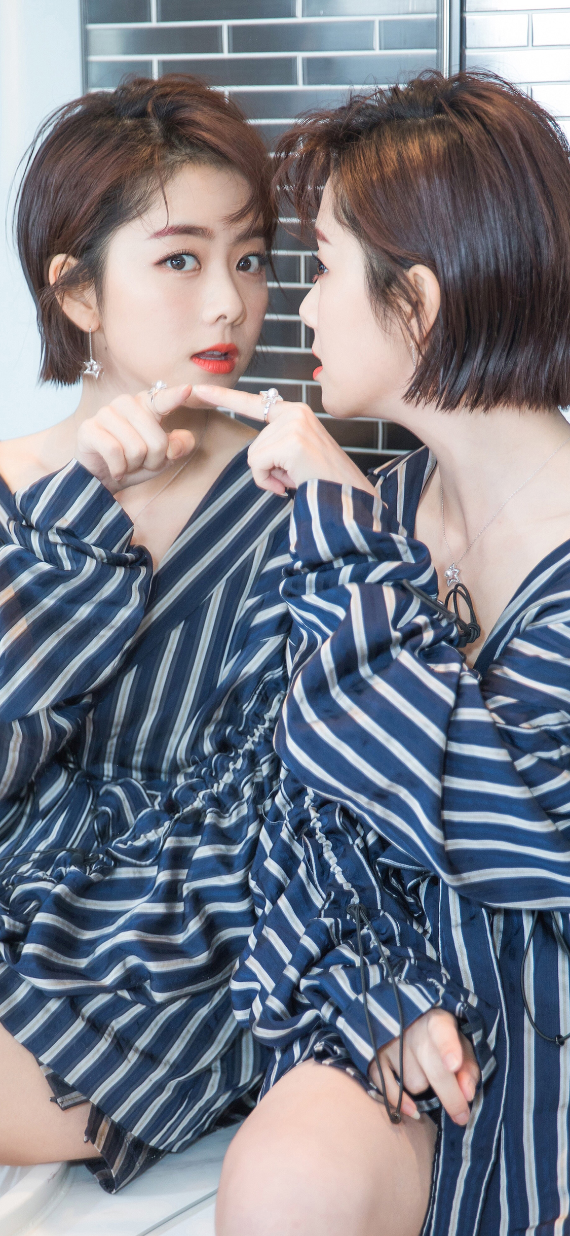 [2436×1125]谭松韵 演员 明星 艺人 时尚 性感 写真 苹果手机美女壁纸图片