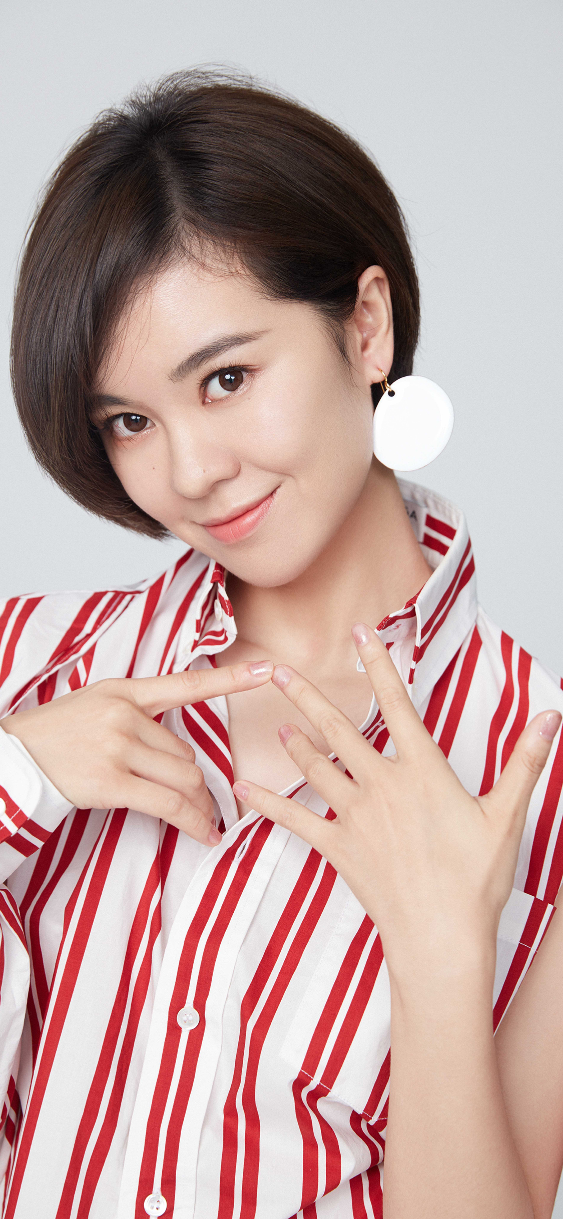 [2436×1125]郁可唯 歌手 艺人 明星 苹果手机美女壁纸图片