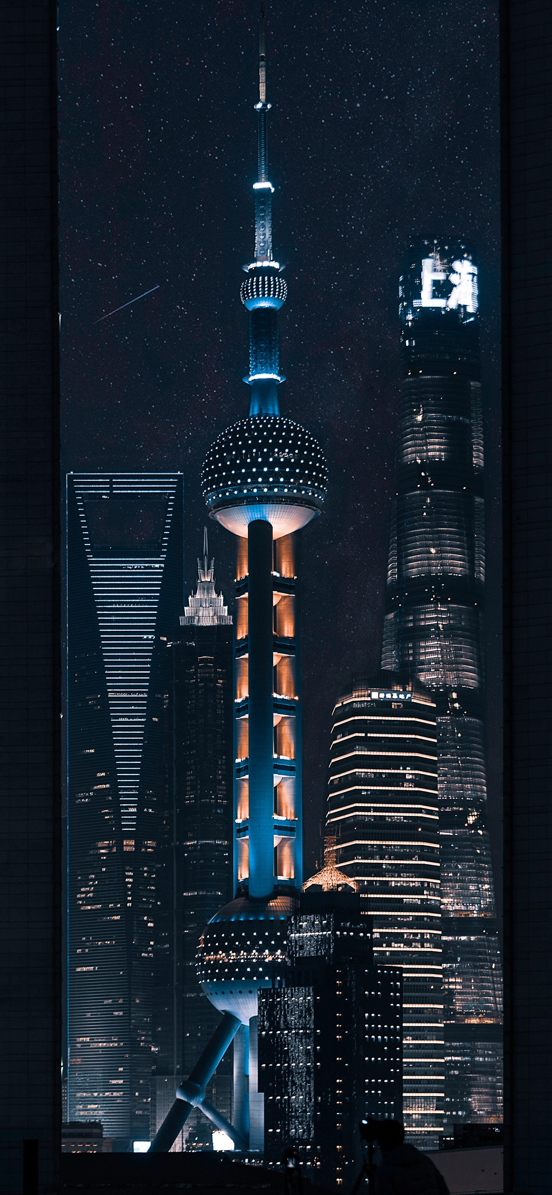 [2436×1125]东方之珠 上海 夜景 城市 建筑 苹果手机壁纸图片