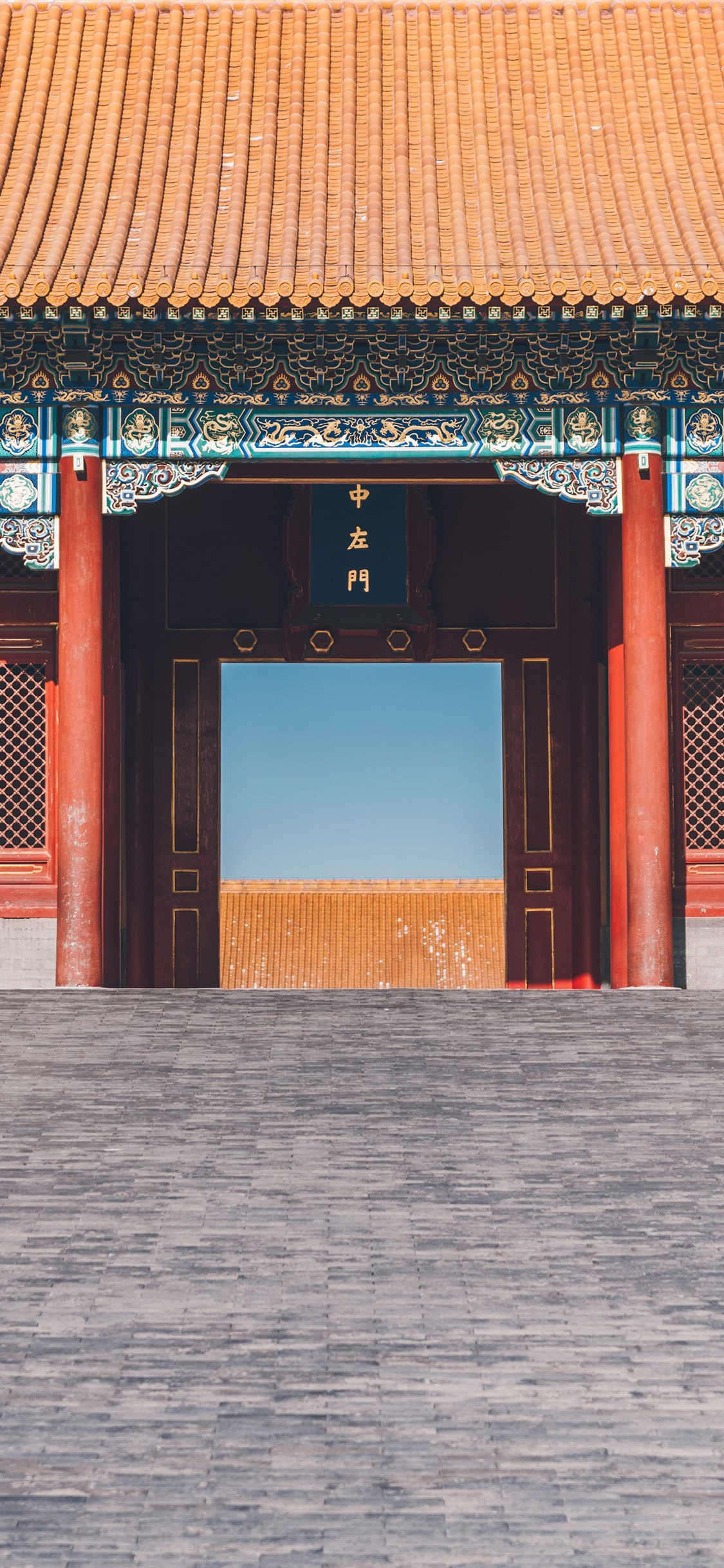 [2436×1125]中左门 故宫 瓦片 红墙 苹果手机壁纸图片