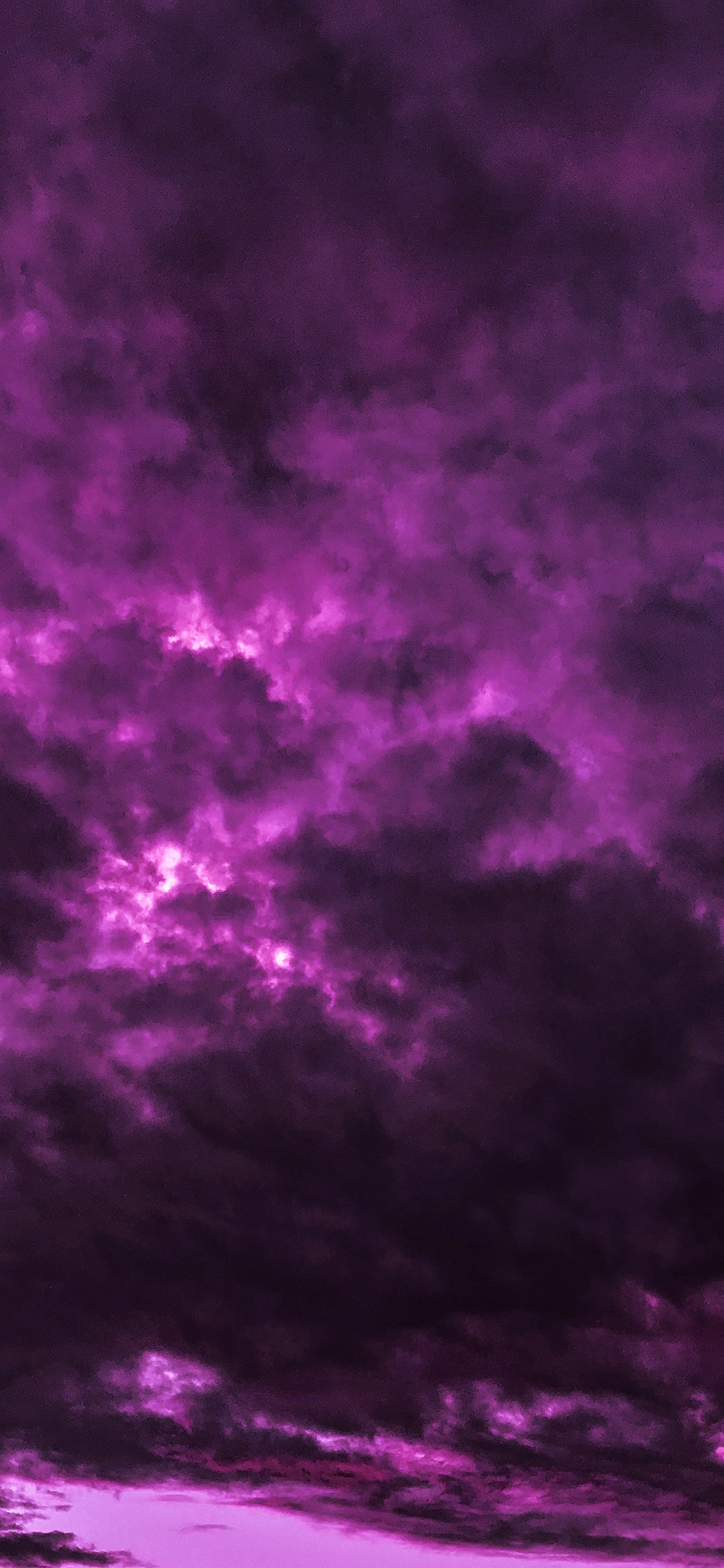 [2436×1125]云层 紫色 奇异 云彩 苹果手机壁纸图片