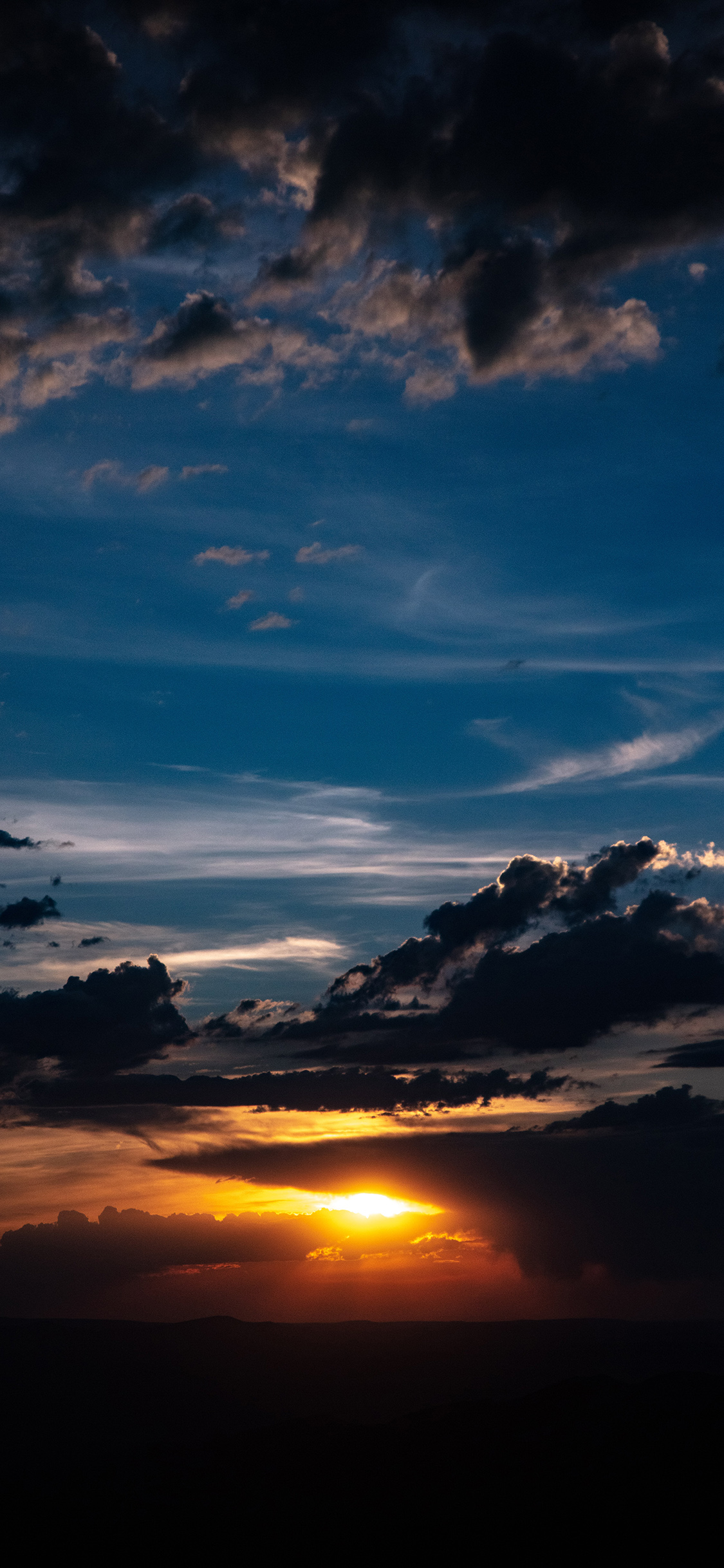 [2436×1125]云空 乌云 太阳 自然 苹果手机壁纸图片
