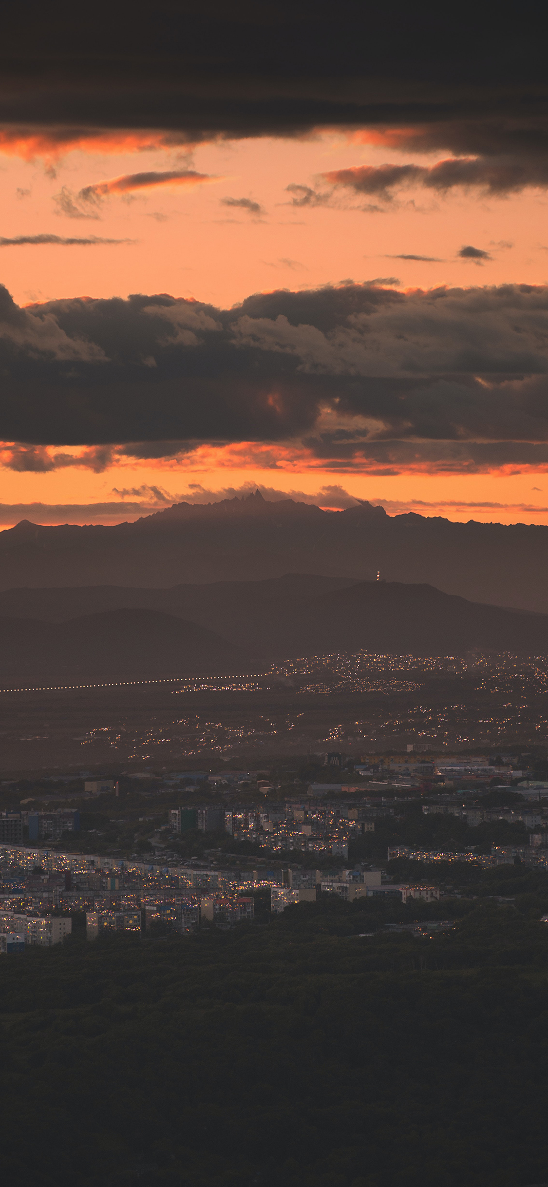 [2436×1125]云空 晚霞 夜景 城市 苹果手机壁纸图片