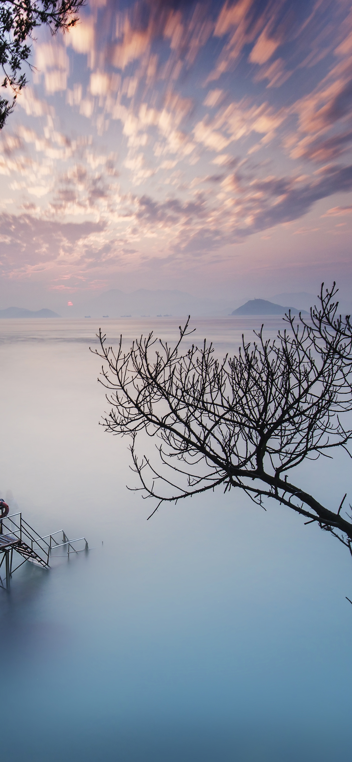 [2436×1125]云霞 云彩 海平面 雾气 苹果手机壁纸图片