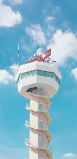 [2436x1125]信号塔 蓝天白云 建筑 楼梯 苹果手机壁纸图片