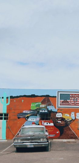 [2436x1125]停车场 美国 涂鸦墙 老爷车 破旧 警车 苹果手机壁纸图片