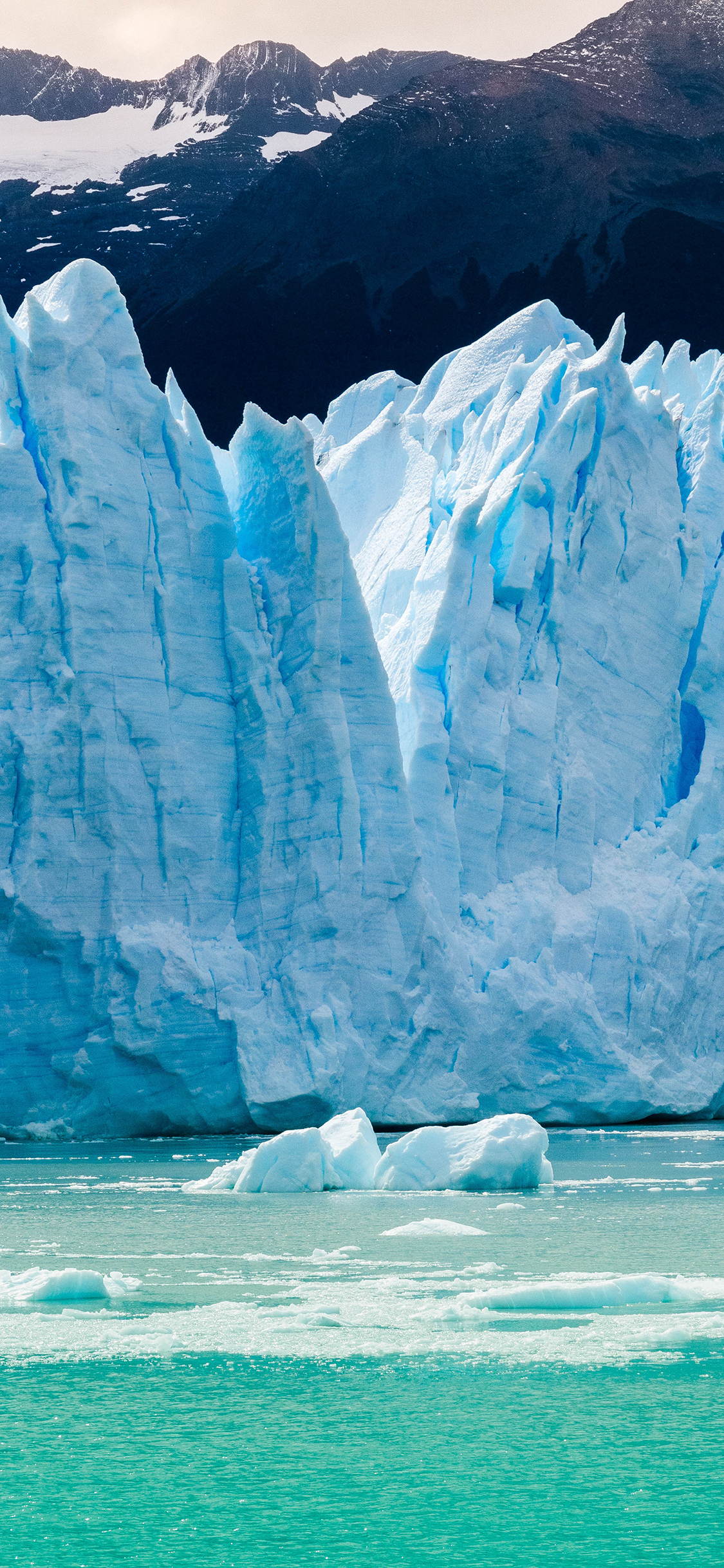 [2436×1125]冰川 海水 海洋 冰块 漂浮 苹果手机壁纸图片