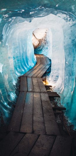 [2436x1125]冰窟 景点 道路 深邃 苹果手机壁纸图片