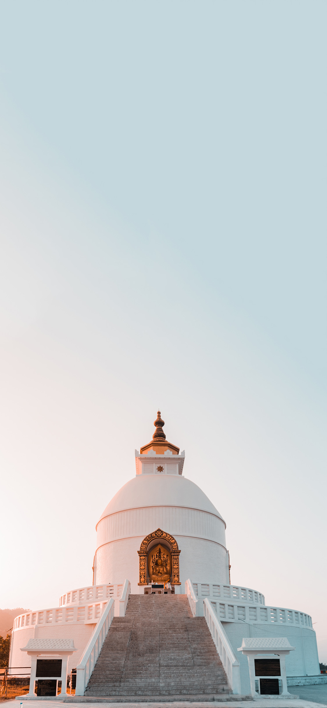 [2436×1125]印度尼泊尔 世界和平塔 寺院 苹果手机壁纸图片