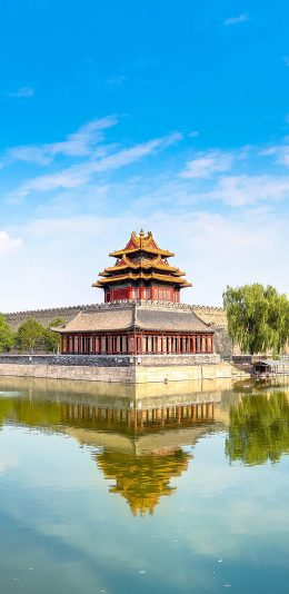 [2436x1125]唯美 庭院 湖水 蓝天 建筑 中国风 苹果手机壁纸图片