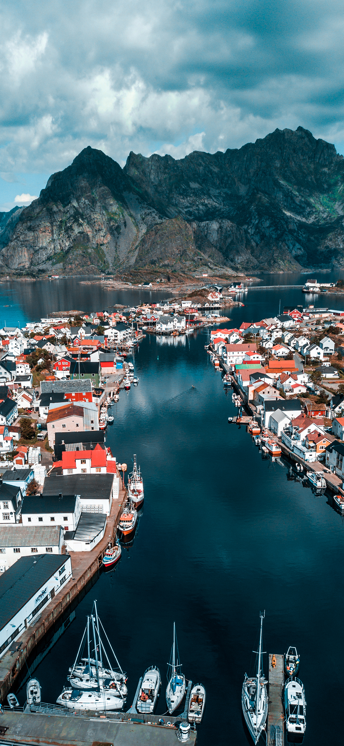 [2436×1125]城市 建筑 房屋 船 苹果手机壁纸图片