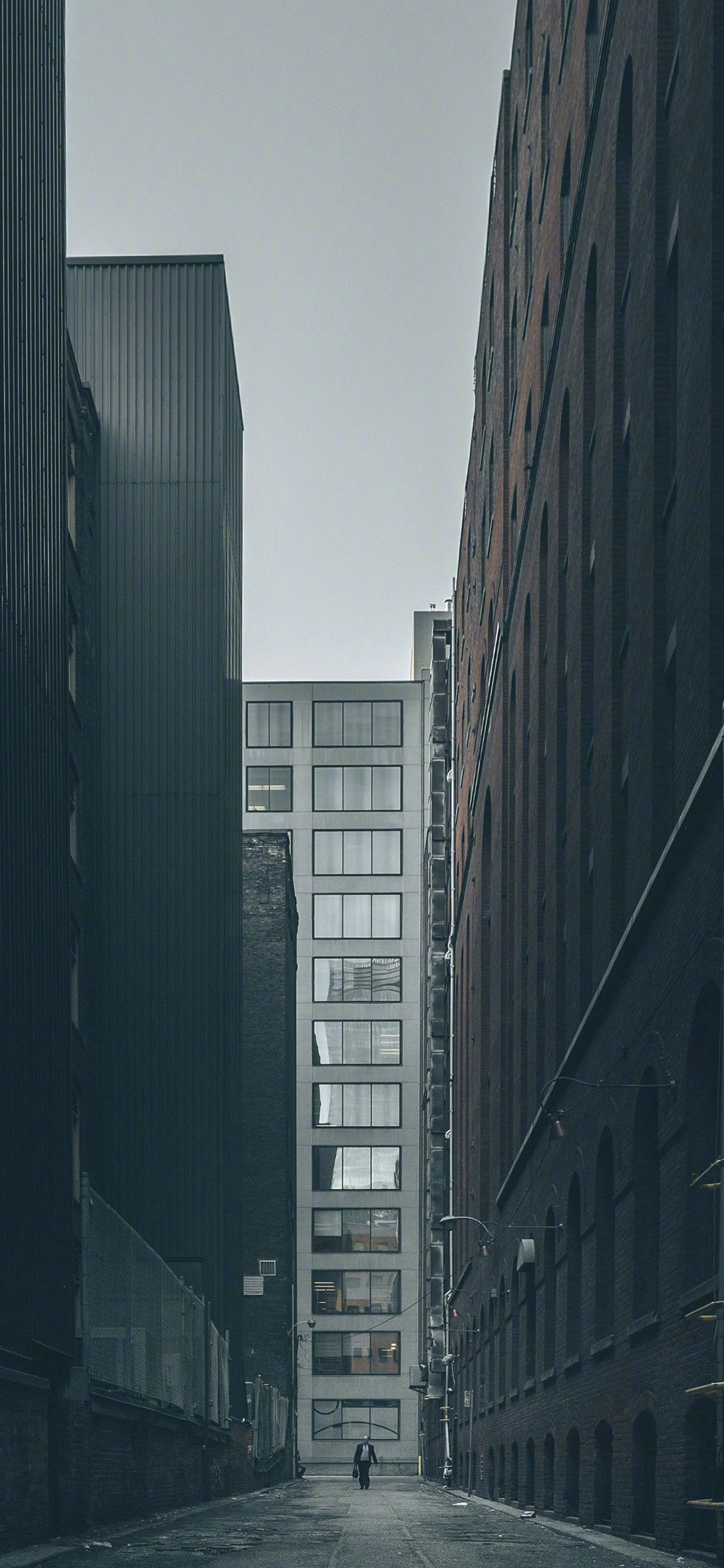 [2436×1125]城市 街道 建筑 楼房 欧美 苹果手机壁纸图片