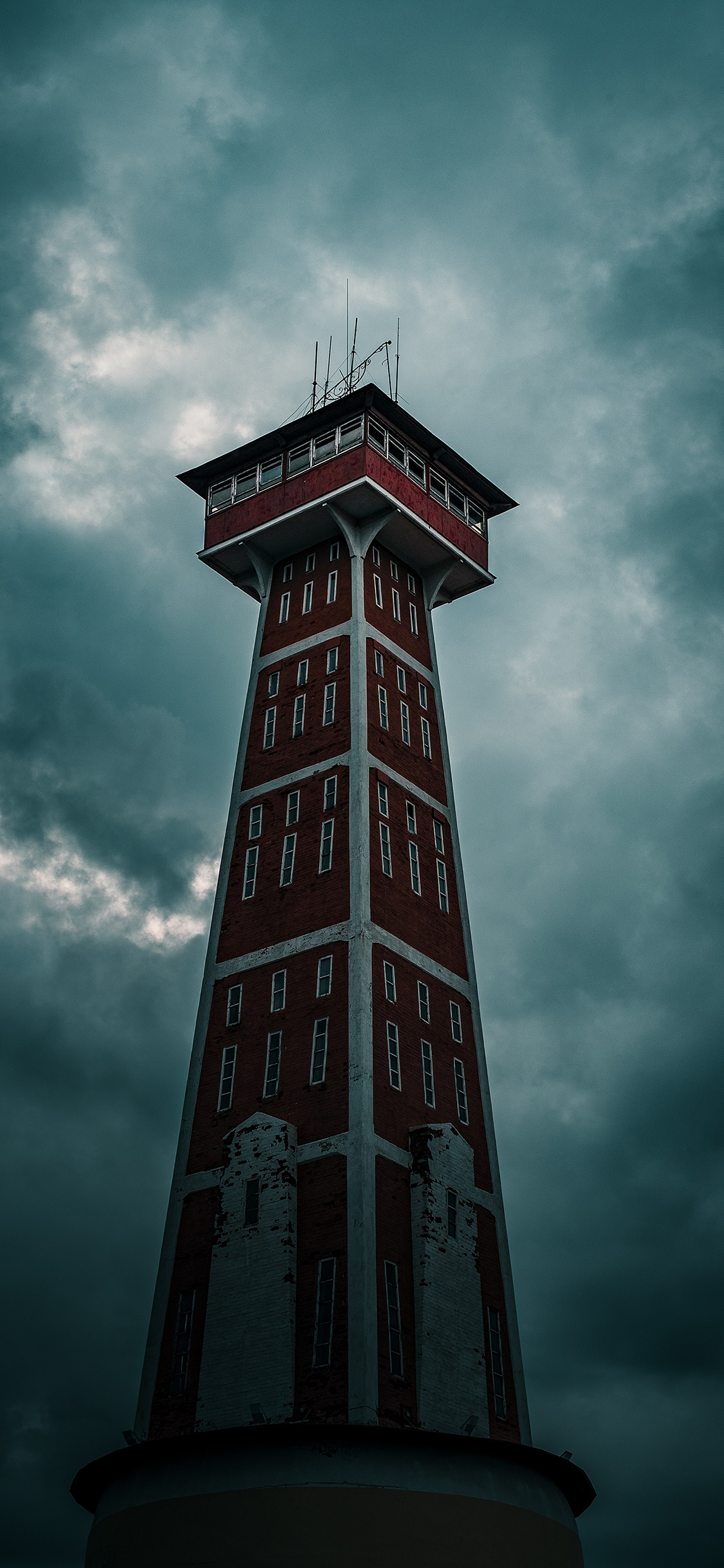 [2436×1125]塔楼 建筑 高楼 观景 苹果手机壁纸图片