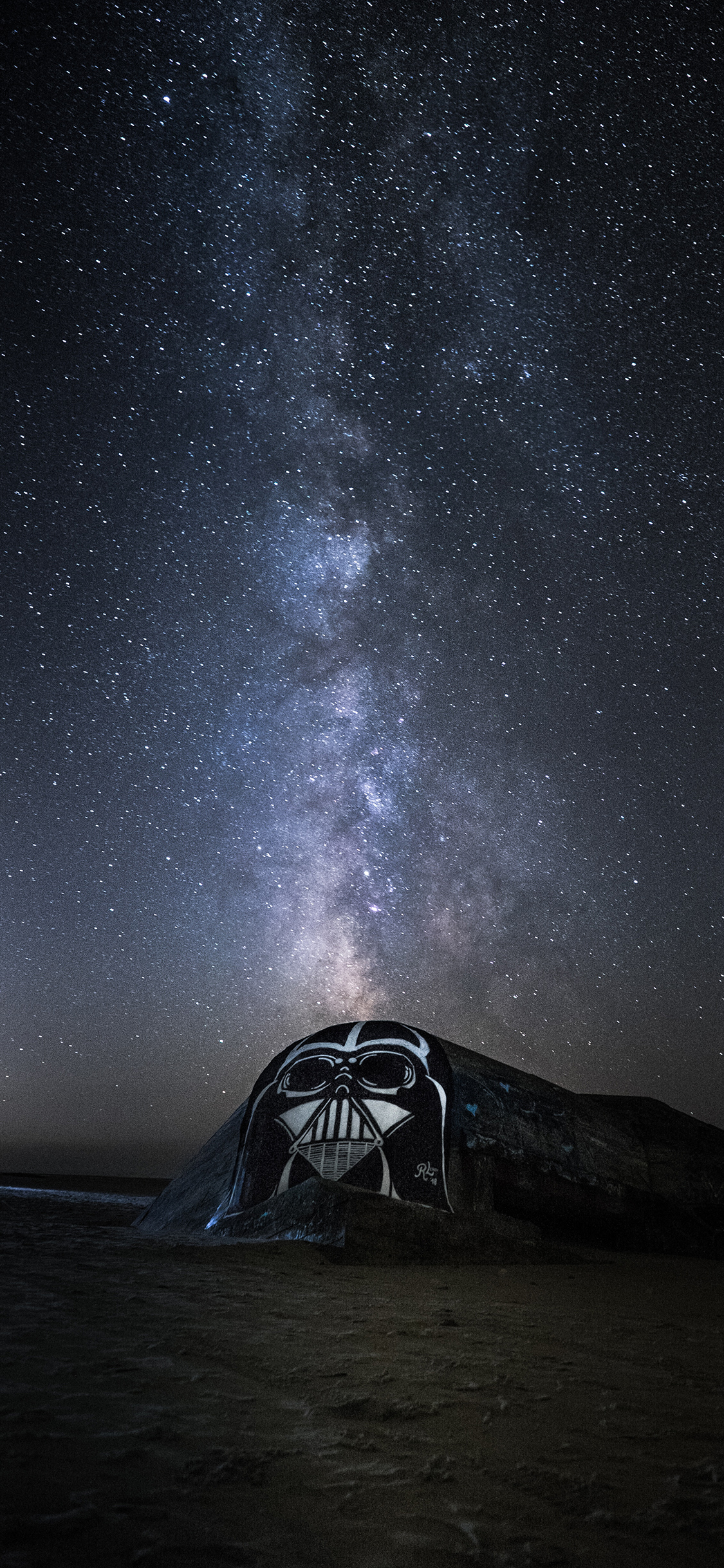 [2436×1125]夜晚 星空 涂鸦 面具 苹果手机壁纸图片