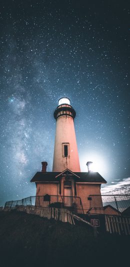 [2436x1125]夜晚 灯塔 信号 星空 苹果手机壁纸图片