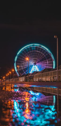 [2436x1125]夜景 摩天轮 道路 水面 延时 苹果手机壁纸图片