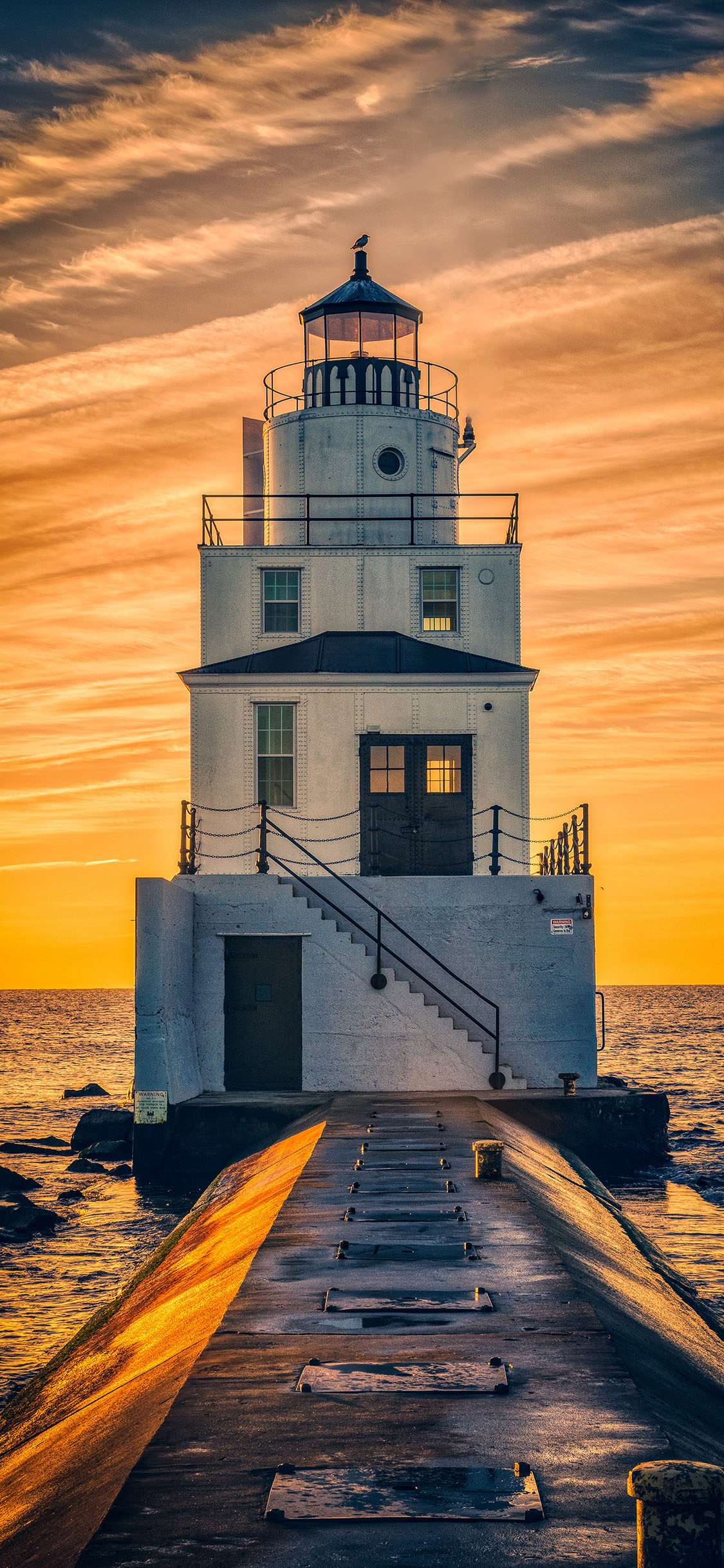 [2436×1125]大海 天空 红霞 灯塔 建筑 唯美 苹果手机壁纸图片