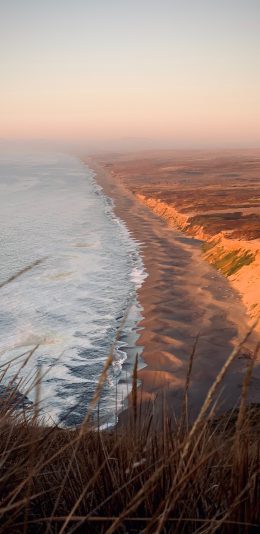 [2436x1125]大海 浪花 沙滩 美景 苹果手机壁纸图片