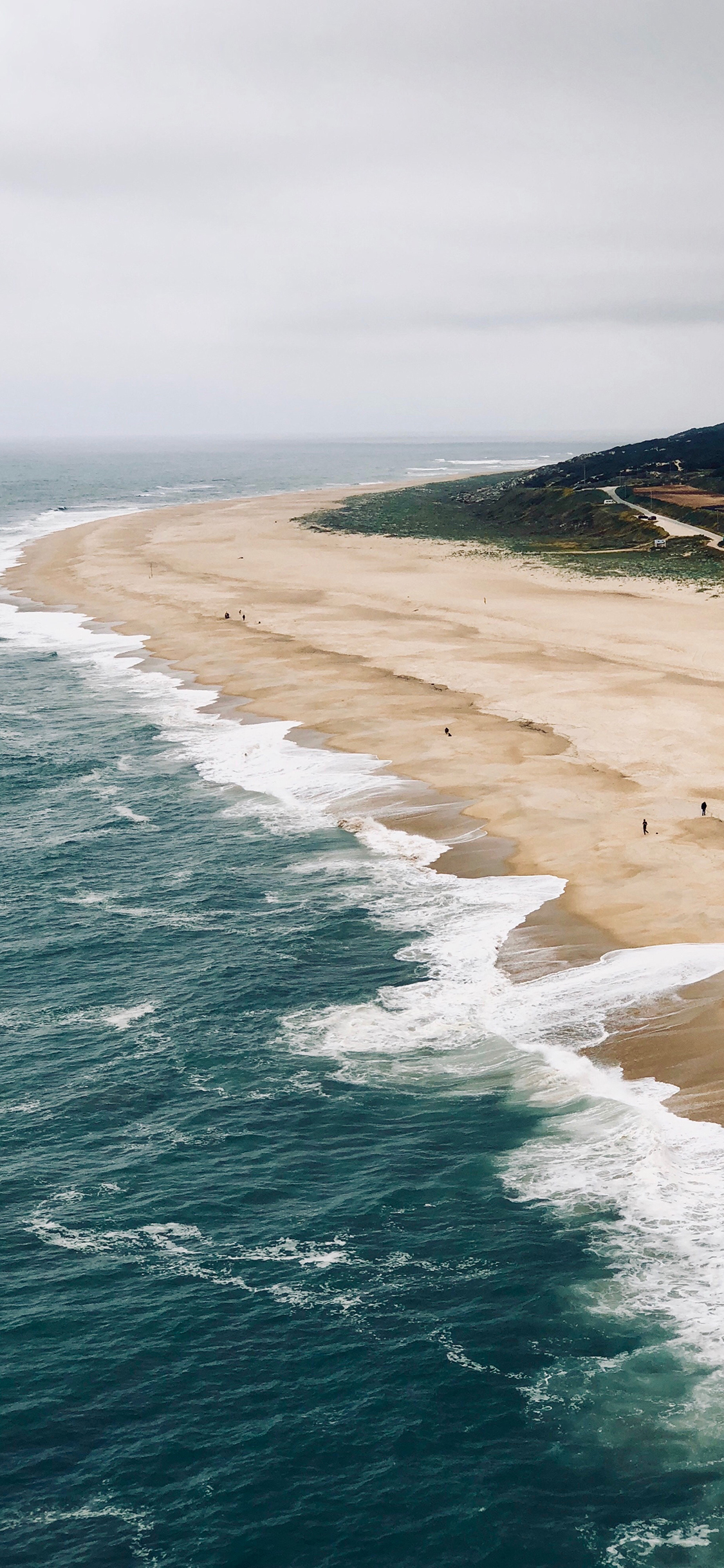 [2436×1125]大海 浪花 海滩 壮阔 苹果手机壁纸图片