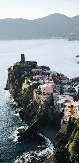 [2436x1125]大海 海峡 建筑 房屋 苹果手机壁纸图片