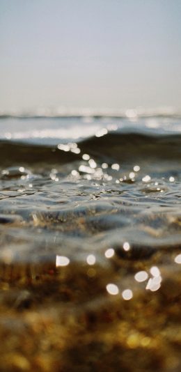 [2436x1125]大海 海水 特写 波光 苹果手机壁纸图片