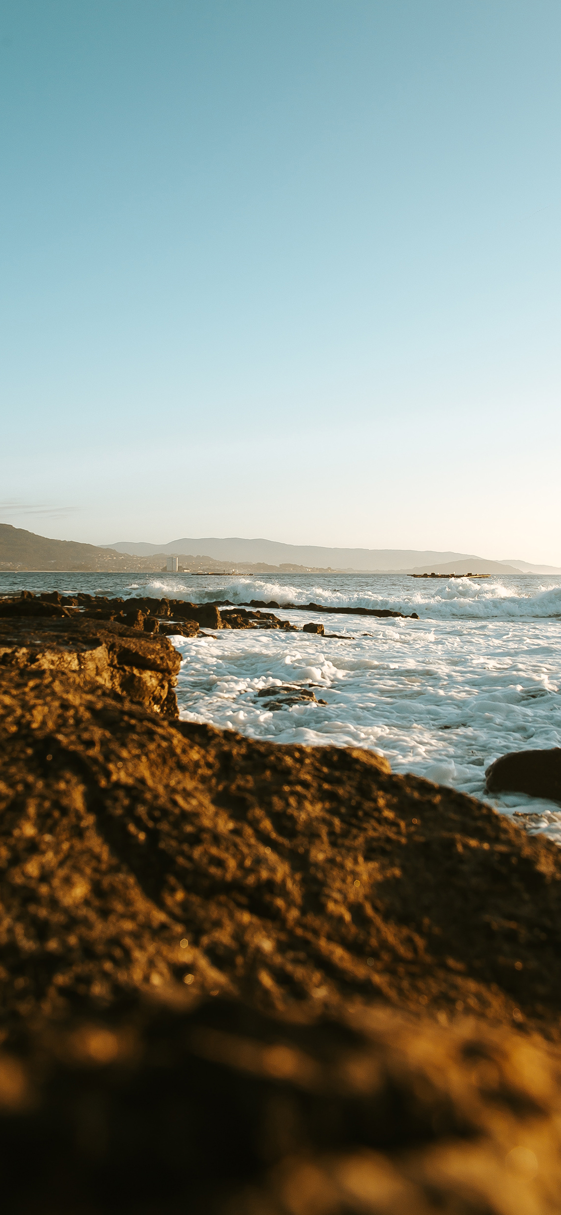 [2436×1125]大海 海浪 沙滩 海景 苹果手机壁纸图片