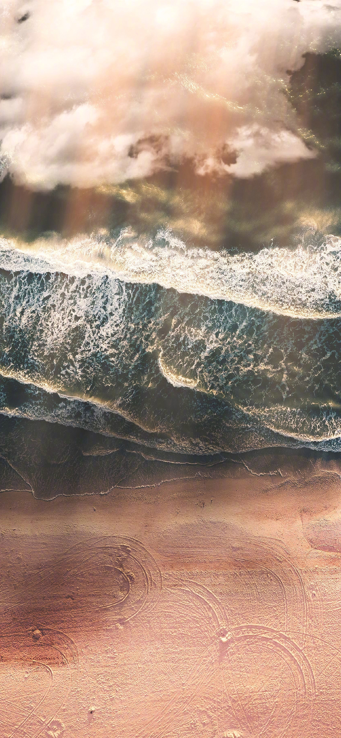 [2436×1125]大海 海浪 沙滩 阳光 光线 苹果手机壁纸图片