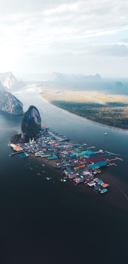 [2436x1125]大海 海港 建筑 船只 苹果手机壁纸图片
