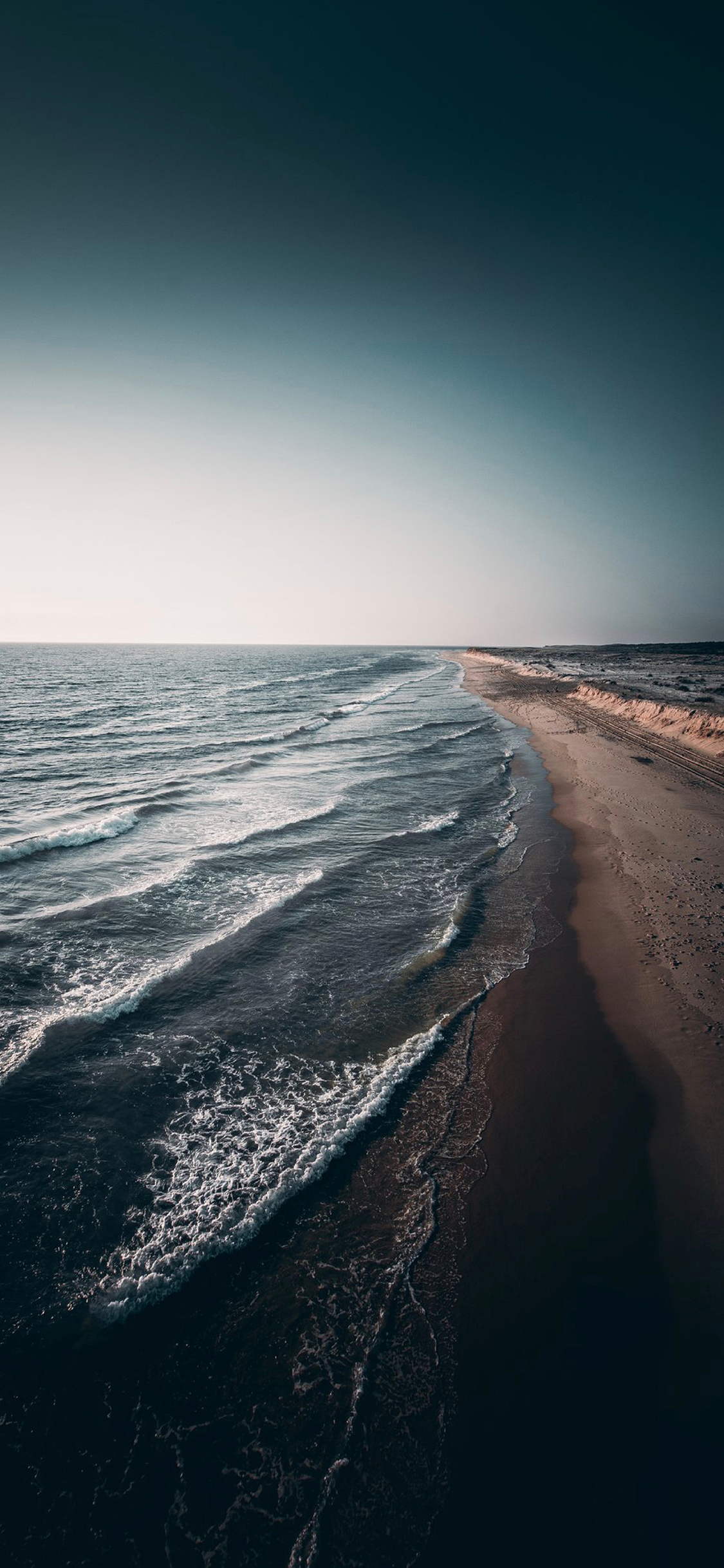 [2436×1125]大海 海滩 沙滩 海浪 苹果手机壁纸图片
