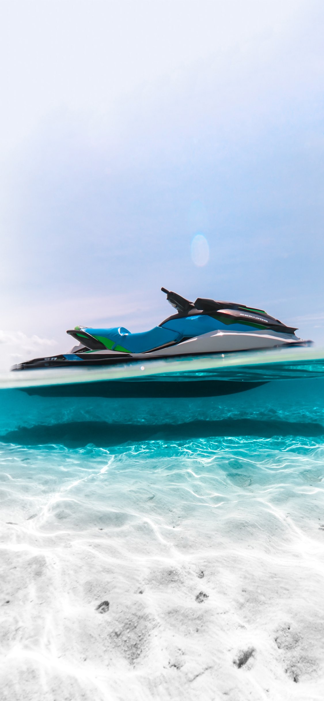 [2436×1125]大海 清澈 湛蓝 摩托艇 休闲 娱乐 苹果手机壁纸图片