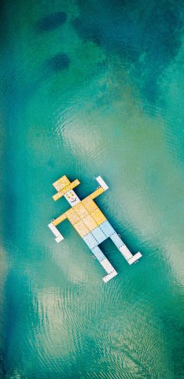 [2436x1125]大海 渐变海水 创意建筑 积木人 木桥 苹果手机壁纸图片